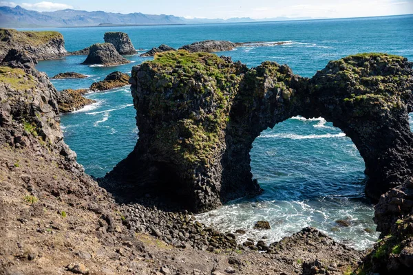 Gatklettur Arnarstapi Snaefellsnes Zlanda Yakınlarındaki Doğal Kemerli Arch Kayası — Stok fotoğraf