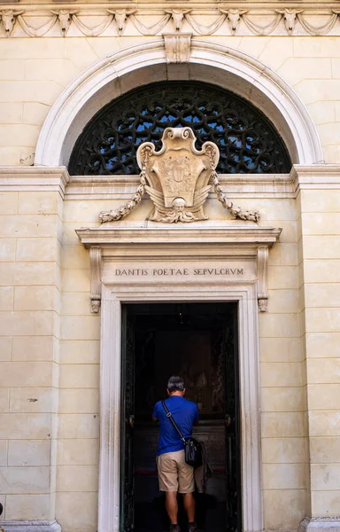 Равенна Італія Вересня 2019 Монументальна Гробниця Відомого Італійського Поета Данте — стокове фото