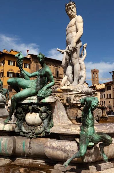 Фонтан Нептуна Бартоломео Амманнати Площади Синьории Флоренция Италия — стоковое фото