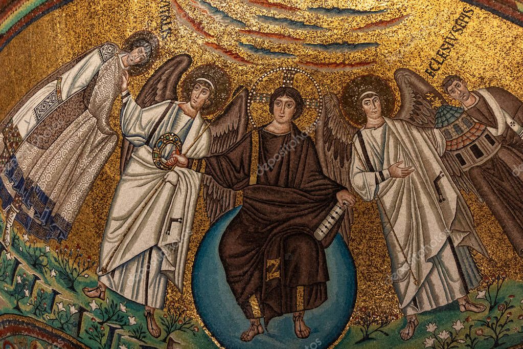 Rávena, Italia - 11 de septiembre de 2019: Interior de la Basílica de San  Vitale, que tiene importantes ejemplos de arte y arquitectura bizantina  cristiana temprana. Detalle de los mosaicos del ábside: