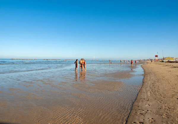 Cesenatico Emilia Romagna Olaszország Szeptember 2019 Emberek Pihennek Egy Napsütéses — Stock Fotó