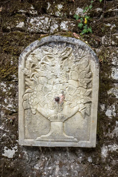 Schöner Alter Steinbrunnen Cahors Frankreich — Stockfoto