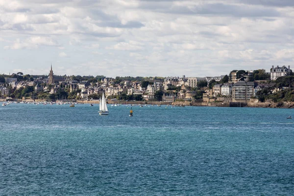 Malo França Setembro 2018 Vista Das Muralhas Marina Cidade Dinard — Fotografia de Stock