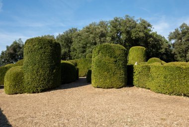 Dordogne, Fransa - 3 Eylül 2018: Jardins de Marqueyssac Fransa'nın Dordogne bölgedeki bahçelerde budama sanatı