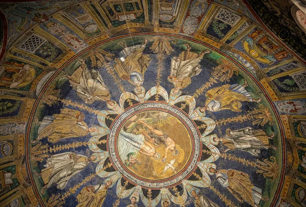 Ravenne Italie Septembre 2019 Mosaïque Plafond Dans Baptistère Néon Ravenne — Photo