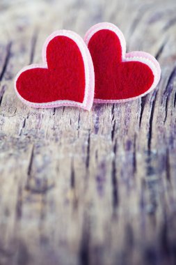 iki kırmızı kalp