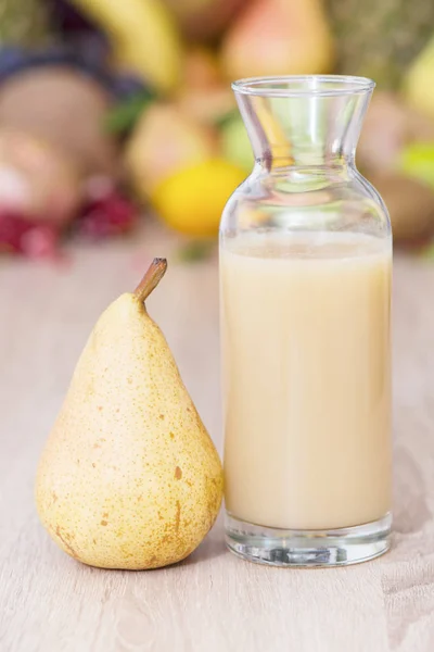 Juice from fresh pears