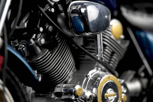 Motrorbike Twin Crome Engine Closeup View — Stock Photo, Image