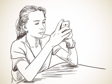 Akıllı telefon kullanan kız