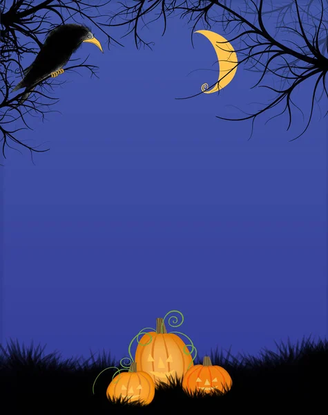 Страшный Хэллоуинский лес с большой чёрной птицей и Джеком-Лантом — стоковое фото