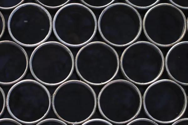 metal borular dokusuna