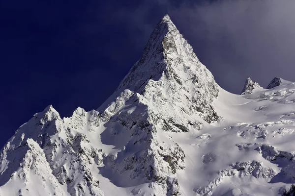 Mountain Peak Horizontal — Stock Photo, Image