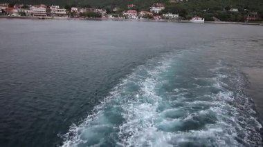     Tekne ile çalışan motor - Glyfa: Evia Island, Yunanistan için gelen feribot 