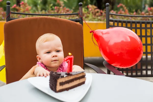 Primeiro aniversário dos bebês — Fotografia de Stock