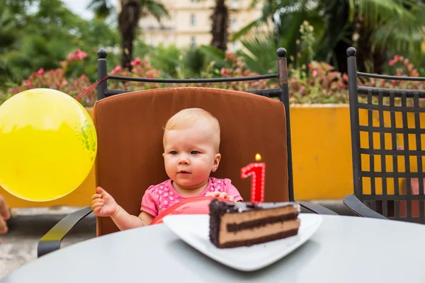 Primeiro aniversário dos bebês — Fotografia de Stock