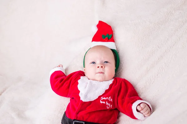 Pequeño bebé celebra la Navidad — Foto de Stock