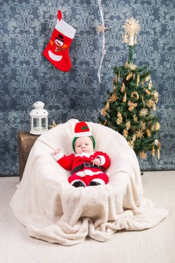 Güzel küçük bebek Noel kutluyor