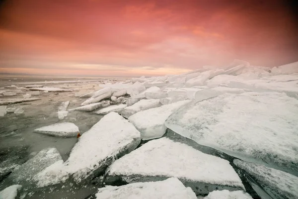 Frozen lake Balaton — Stock Photo, Image