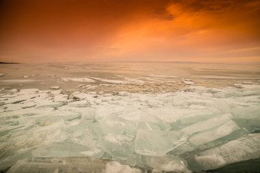 donmuş göl balaton