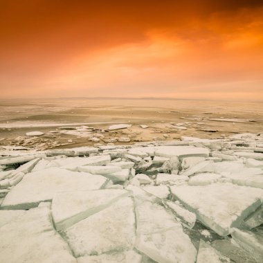 donmuş göl balaton