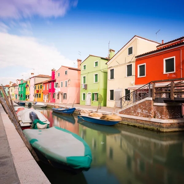 Burano, Venedik İtalya renkli evleri — Stok fotoğraf