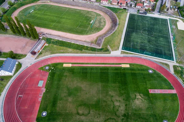 Futbol sahası görünümünü 