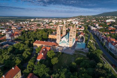 Pecs, Szekesegyhaz. Kuş bakışı