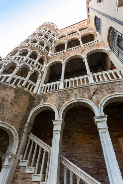 Scala Contarini del Bovolo palazzo — Stok fotoğraf