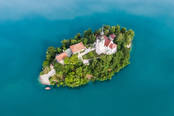 Успенская церковь, Блед, Словения — стоковое фото