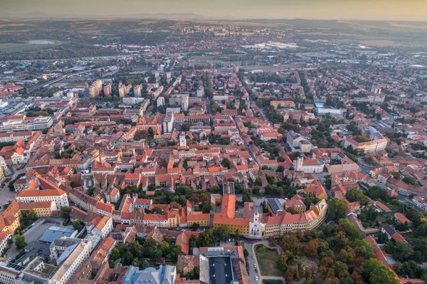 Fågel vy över vackra Pecs — Stockfoto