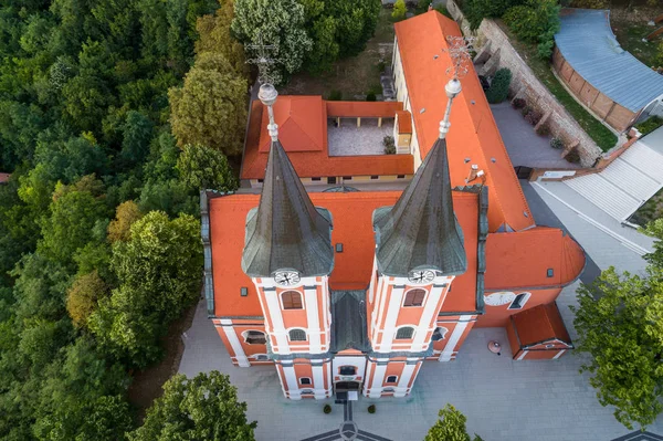 Ogromny Kościół w Mariagyud, Węgry — Zdjęcie stockowe