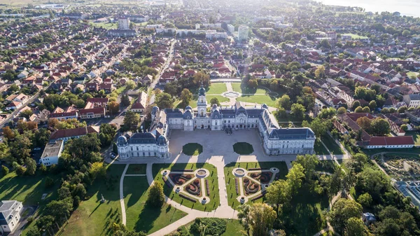 Festetics-kasteel in keszthely, Hongarije — Stockfoto
