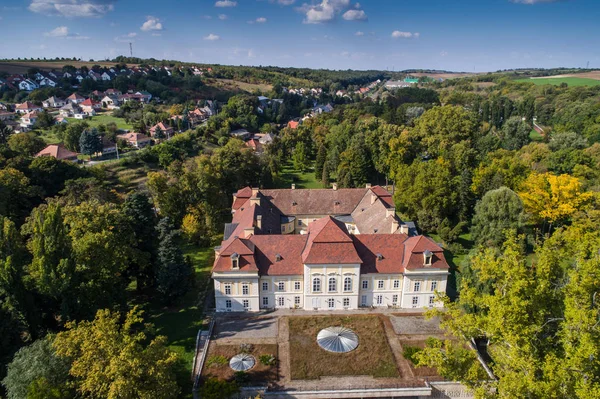 Aerial phooto of Apponyi Castle — Stock Photo, Image