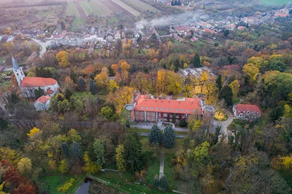 Benyovszky castle in Gorcsony — Stock Photo, Image