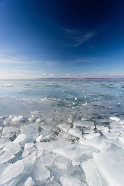 Lago congelado Balaton — Fotografia de Stock