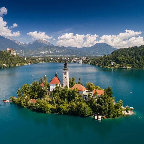 Kirche der Annahme, ausgeblutet, Slowenien — Stockfoto