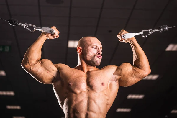 Ausbildung zum Bodybuilder — Stockfoto