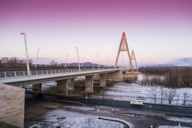 Megyeri-Tuna Nehri köprüden 