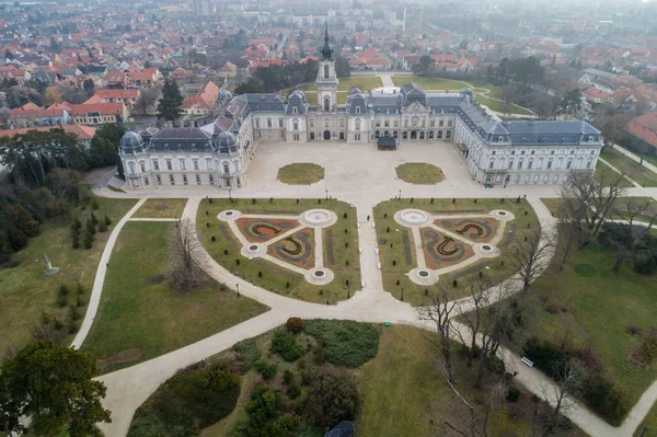 Footo aéreo del Castillo de Festetics en Keszthely —  Fotos de Stock