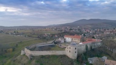 Pecsvarad, Macaristan'ın güzel kale
