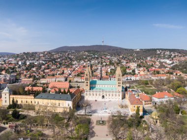 Pecs, Szekesegyhaz. Kuş bakışı