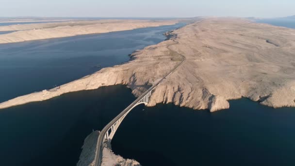 Luchtfoto Van Paski Brug Kroatië — Stockvideo