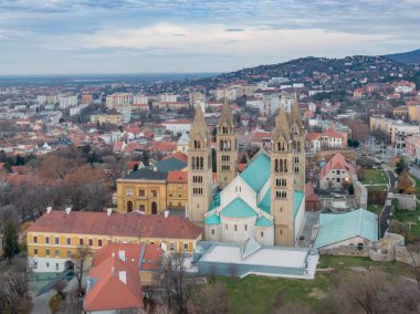 Pecs, Szekesegyhaz. Kuş bakışı