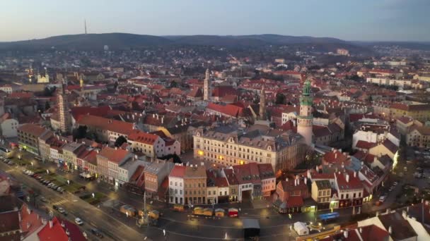 Luchtfoto Van Middeleeuws Sopron Met Vuurtoren — Stockvideo