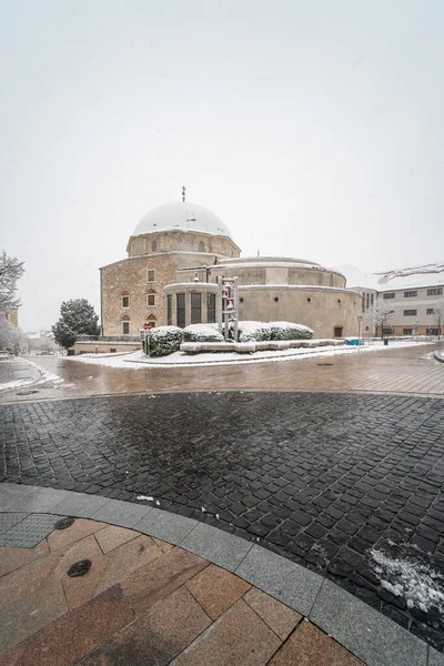 Mezquita Pecs Hungría Nieve —  Fotos de Stock
