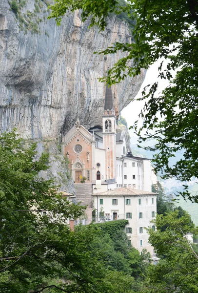 Santuario Madonna della Corona, Italy — 스톡 사진