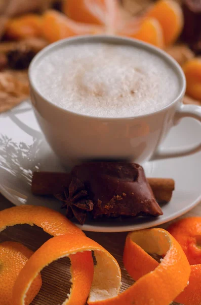 Conceito de Natal, xícara de café com biscoito — Fotografia de Stock