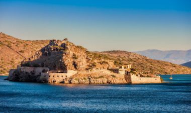 Spinalonga, Crete, Yunanistan ada kale