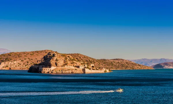 Το νησί φρούριο της Σπιναλόγκας, Κρήτη, Ελλάδα — Φωτογραφία Αρχείου