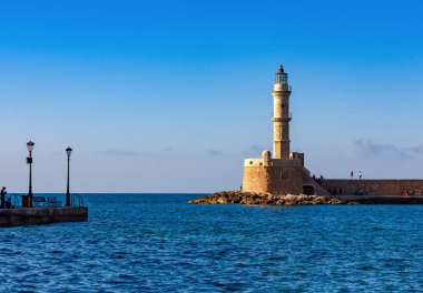 Yunanistan 'ın Girit adasındaki Chania' daki eski Venedik deniz feneri